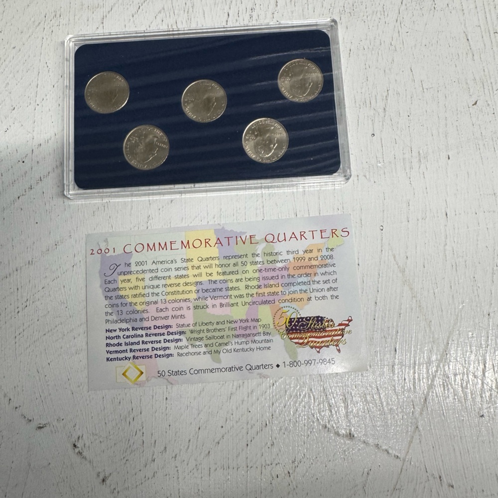 2001 Commemorative Quarters Set - Picture 3 of 3